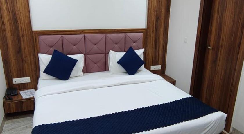 Taj Comfort Inn - image 16