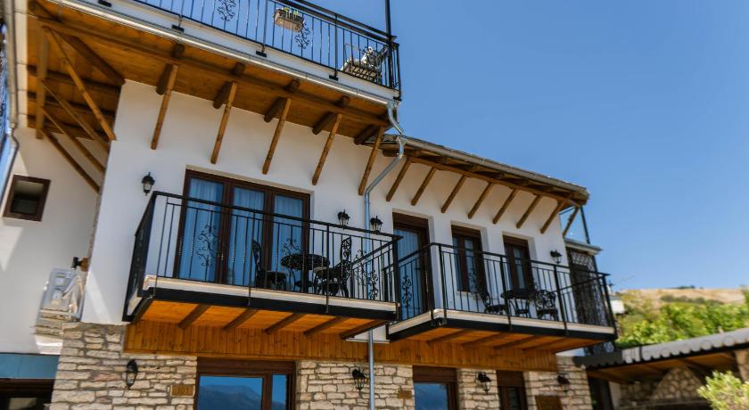 The Golden View Guesthouse