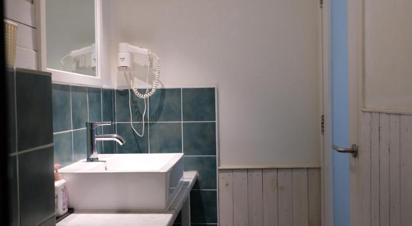 Image of Double Room with Private Bathroom 7