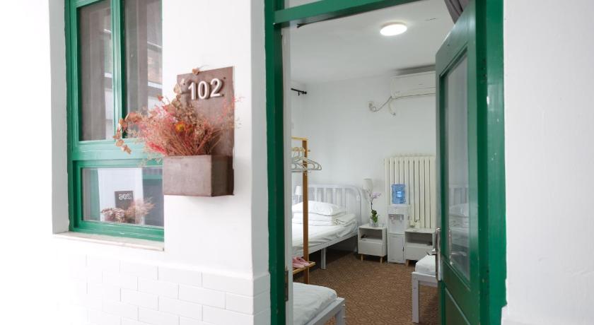 Image of Bed in 3 People Shared Dorm - Female Only 3