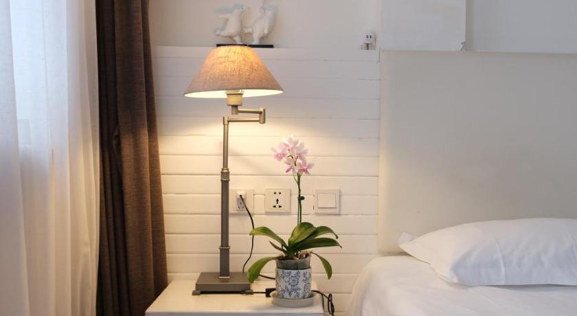 Image of Standard Twin Room 9