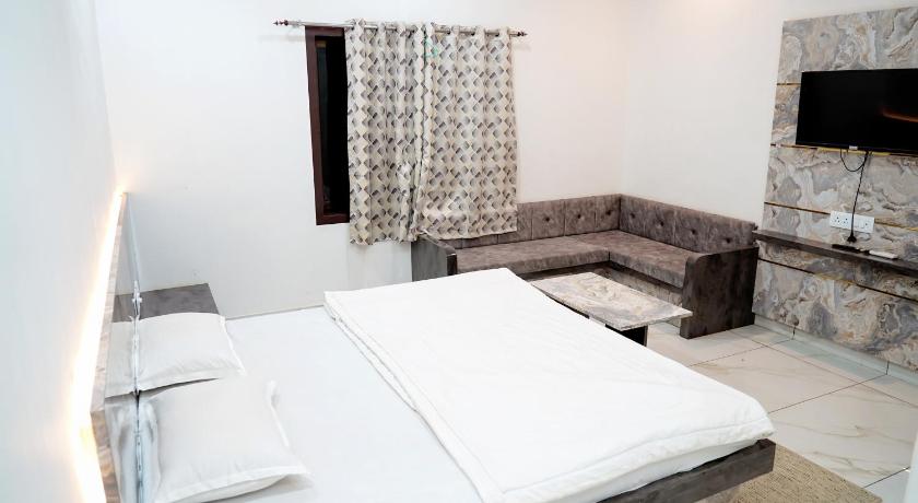 Hotel Shree Karni Palace - image 11