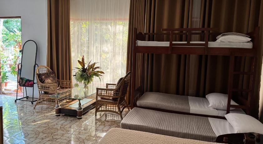 Deep Forest Garden Hotel - image 30