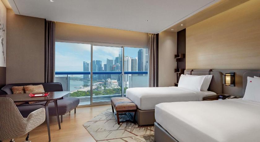 Image of Executive Marina Bay, 2 Doubles, L65 Lounge Access, High Floor, Balcony, Marina Bay View 1