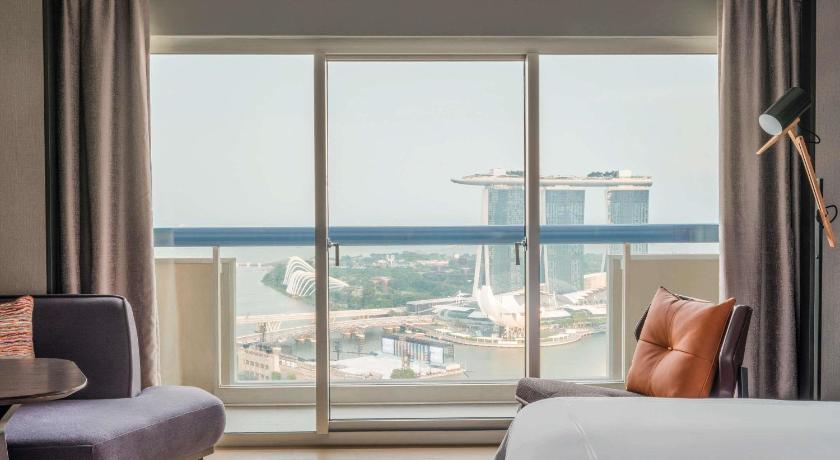 Image of PREMIER ROOM, 1 King, balcony, city view 1