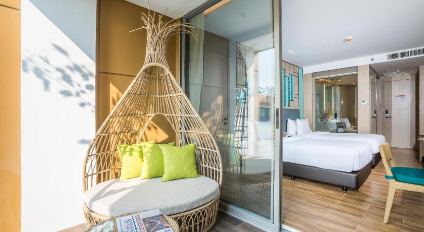 Image of Avani Deluxe Pool Access Room 6