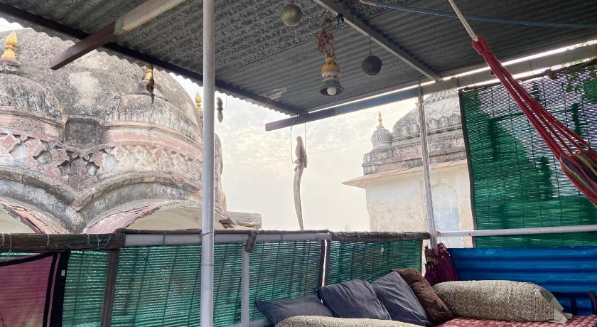 Bob Hostel – Jodhpur, FL