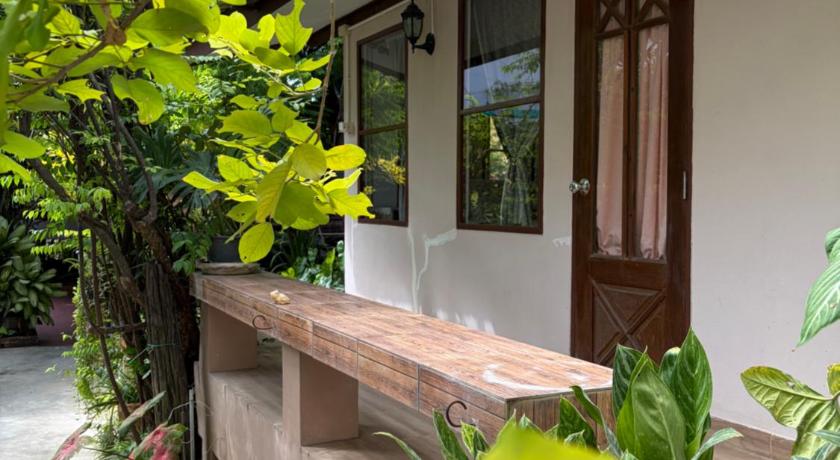Loymanee House - image 10