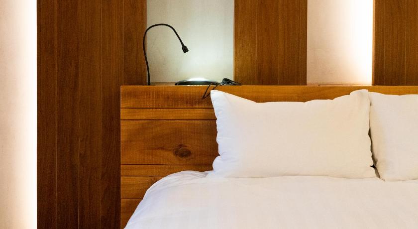 Image of Accessible Room 8