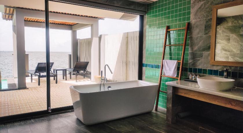 Image of Water Pool Villa - Modern Style with Free 8-Hour Transportation 1