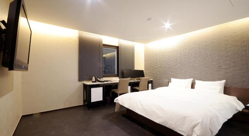 プサン Queens Hotel Seomyeon 3つ星 ホテル 眺望