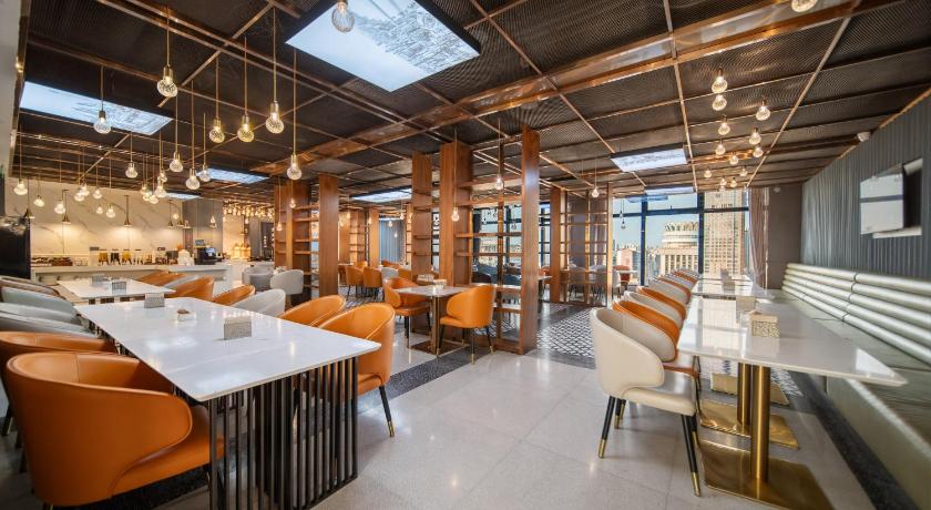 Atour Hotel Chongqing Jiefangbei Raffles Plaza Riverview - image 23