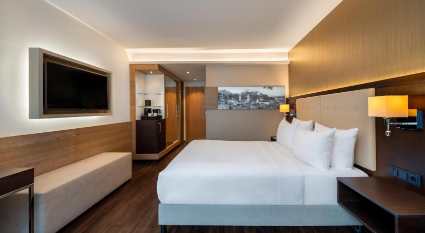Image of Premium Room with City View 0