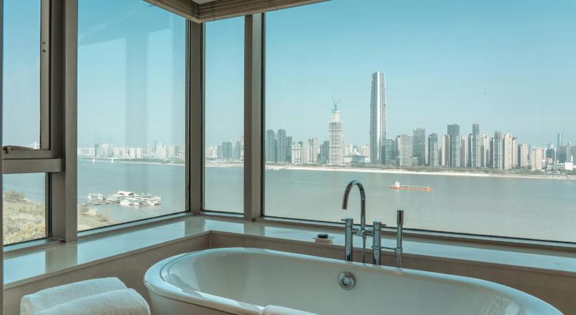 Marco Polo Wuhan Hotel - image 12