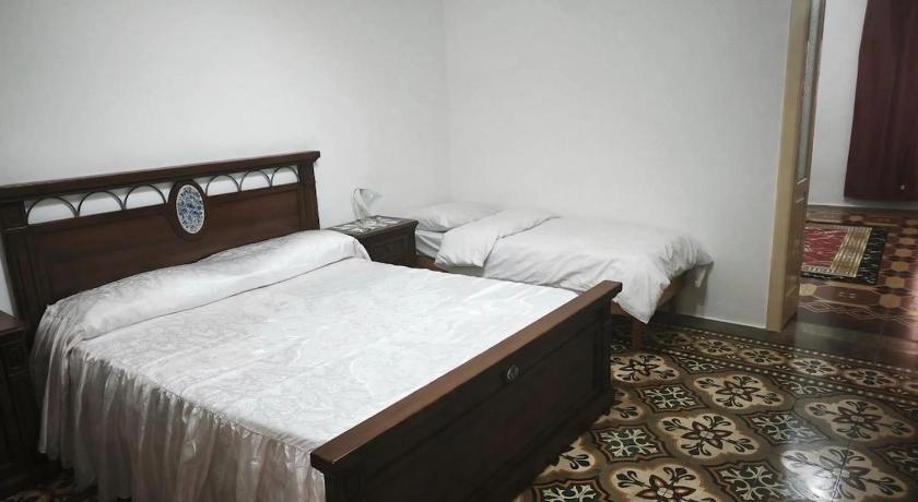 Beautiful apartment with AC near the sea