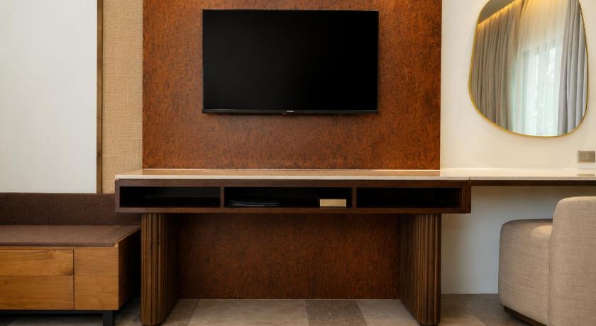 Image of Grand Deluxe 5