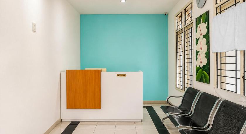 Hotel O near Bunda Thamrin Hospital formerly Airis Hotel - image 8