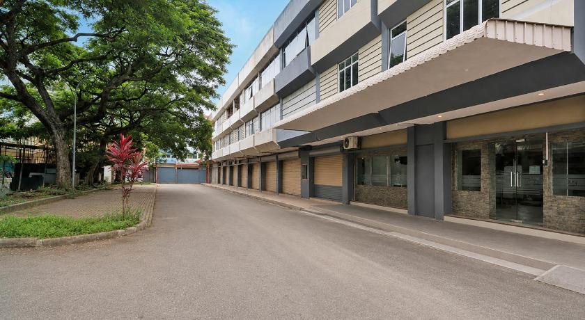 Collection O Near Harbour Bay Mall formerly X Ten Guest House - image 2