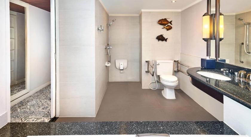 Image of Larger Guest room, 1 King, Balcony 5