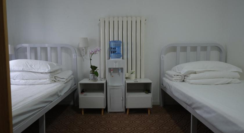 Image of Bed in 3 People Shared Dorm - Female Only 5