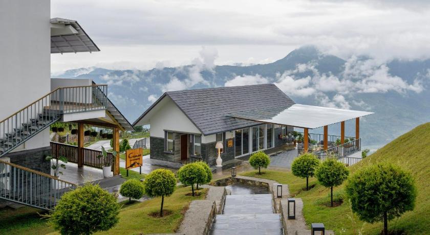 Himalayan Hideaway Resort Pokhara The Centara Collection - image 7