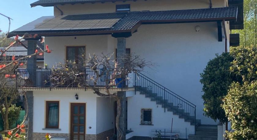 Casa Arnold Apartment with Garden near Lake Maggiore