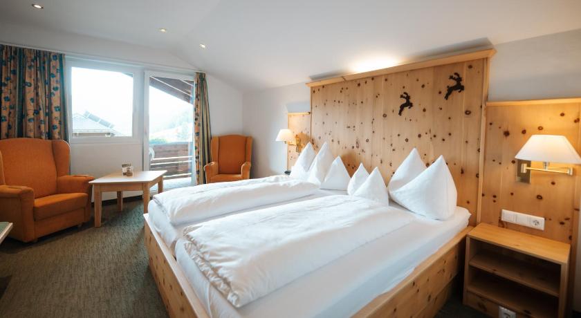 Image of Deluxe Double Room 0