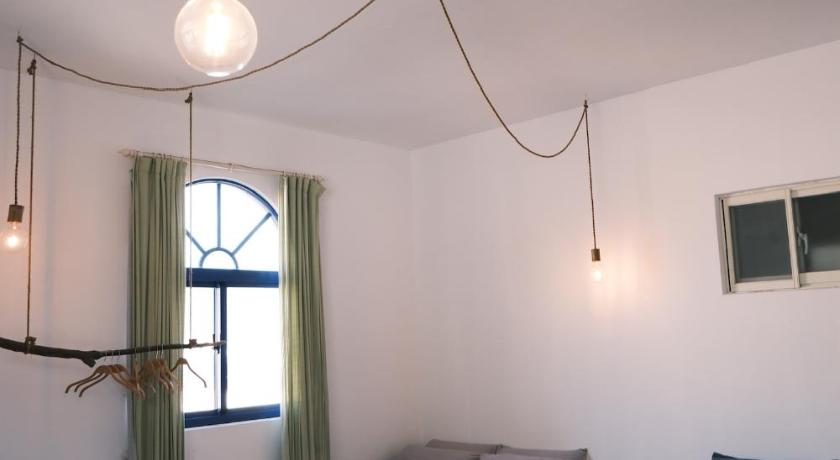 Image of Deluxe Family Suite 3