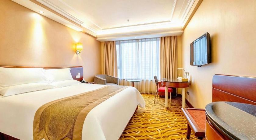 Ambassador Hotel – Shenzhen, IA