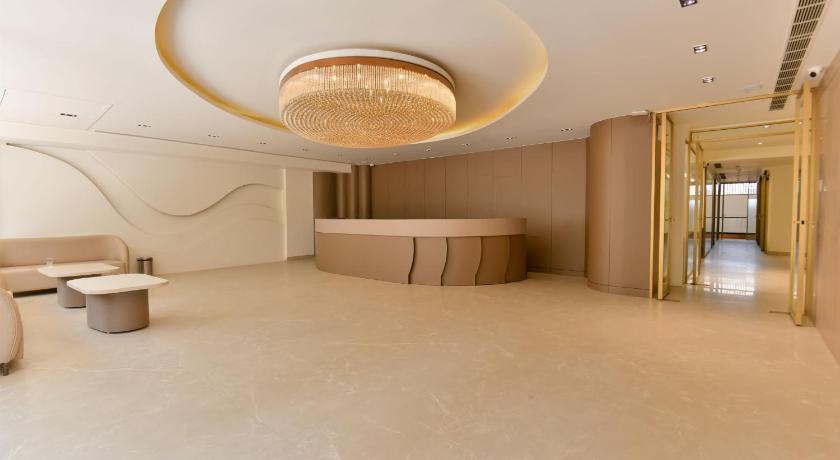 Melange Hotel - Golf course Road - image 7