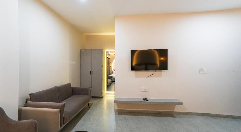 Hotel Pinaki Inn - image 17