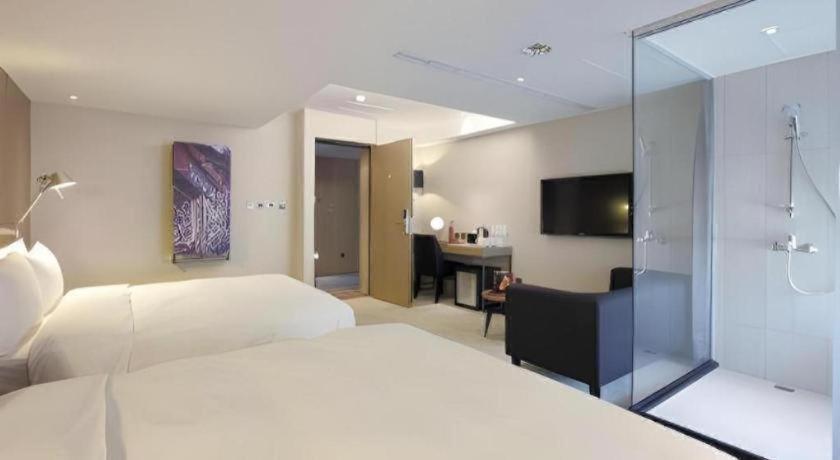 Hotelday Taichung - image 47