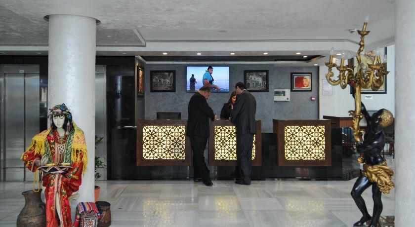 Hotel l'escale photo