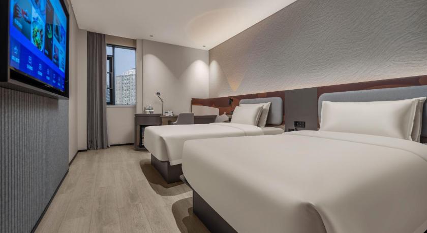 Atour Light Hotel Changsha IFS Center Furong Square Metro Station - image 23