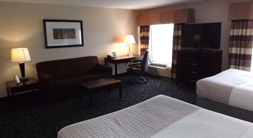 Best Western Plus Kalamazoo Suites