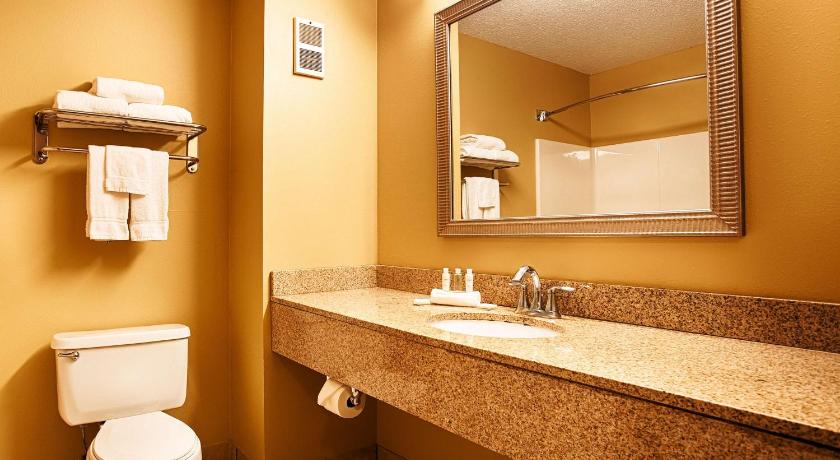 Best Western PLUS Executive Inn