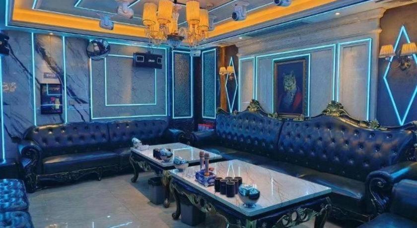 Vienna Hotel Shenzhen Fenghuang Road – Shenzhen