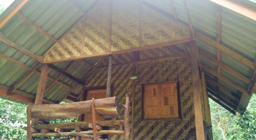 Image of Bungalow with Garden View 5