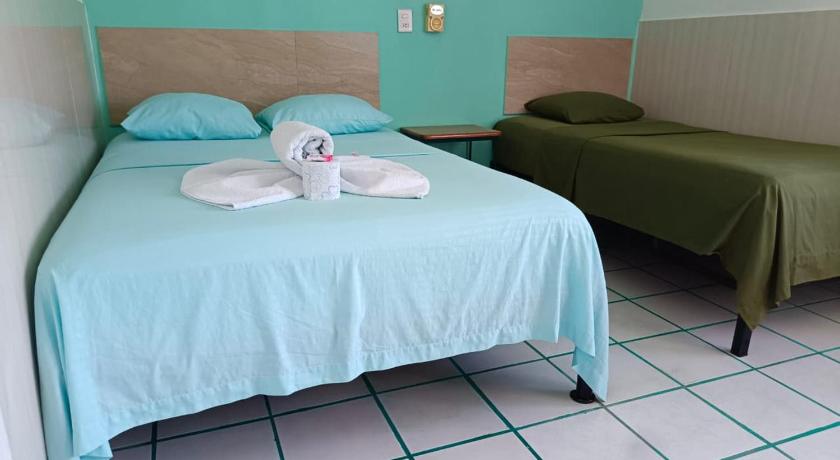 Image of Standard Double Room with Fan 3