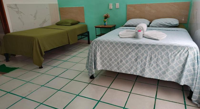 Image of Family Room 6