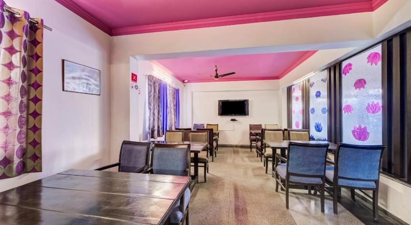Hotel O JNTU college Near LULU mall, KPHB Colony. – Hyderabad, IA