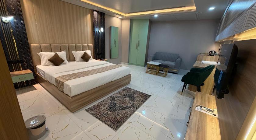 Hotel MEDHA Inn - image 29