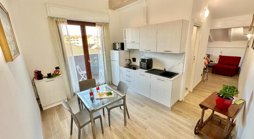 MONOLOCALE A10 Arcobaleno - Rho fiera Milano