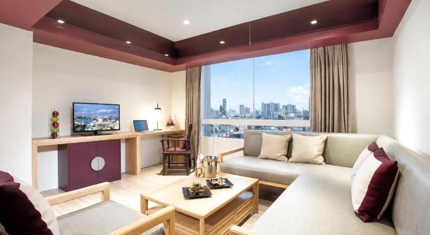 Imatge de 2 Bedroom Family Room 0