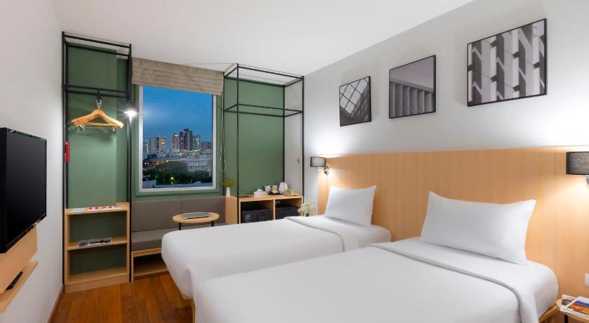 Image of Superior Room, 2 Single Beds 1
