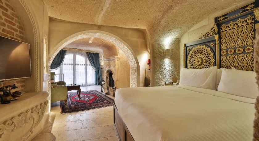 Immagine di Junior Suite with One or Two King Beds and Whirlpool 1