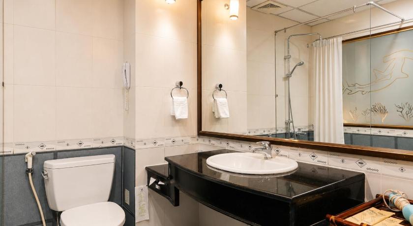 Image of Deluxe Garden View Double or Twin 11