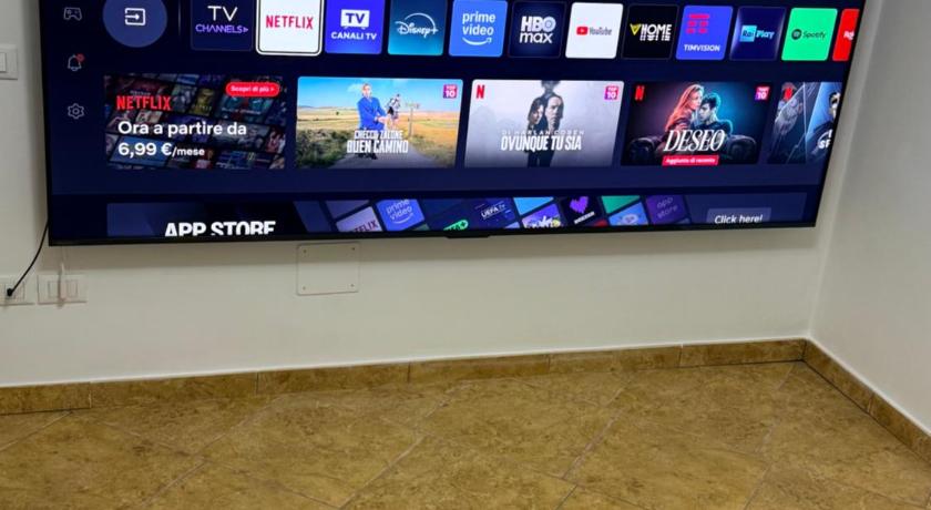 Collina sul Mare Home Cinema 100 Pollici