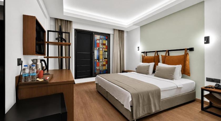 LAFARINE HOTEL - image 16