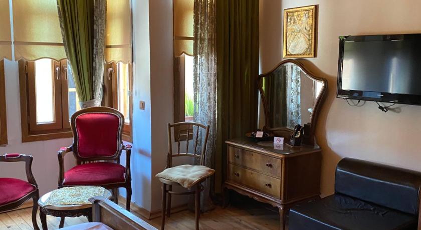 Tom Square Boutique Hotel - image 11
